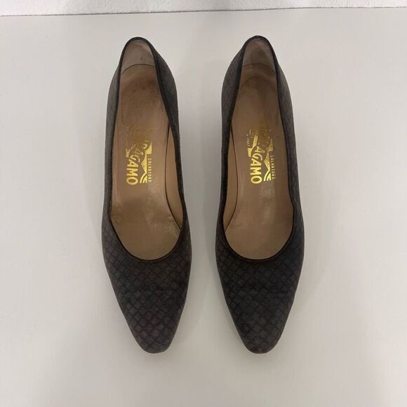 Salvadore Ferragamo Grey Suede Diamond Pattern Low Heels - Picture 3 of 11